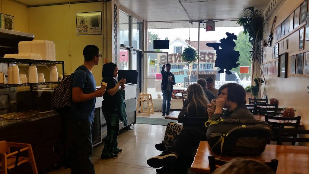 Bare Bones BBQ | restaurant | 807 Columbus Ave, Bay City, MI 48708, USA | 9898926830 OR +1 989-892-6830