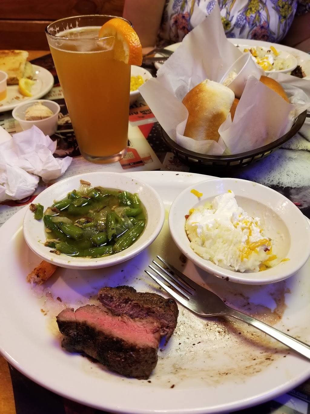 Texas Roadhouse | restaurant | 1371 W. O. Ezell Boulevard, Spartanburg, SC 29301, USA | 8645762913 OR +1 864-576-2913