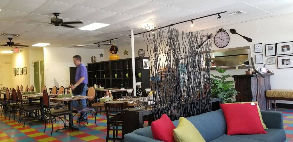 Zenaidas Cafe | restaurant | 3430 E Tropicana Ave, Las Vegas, NV 89121, USA | 7024763117 OR +1 702-476-3117