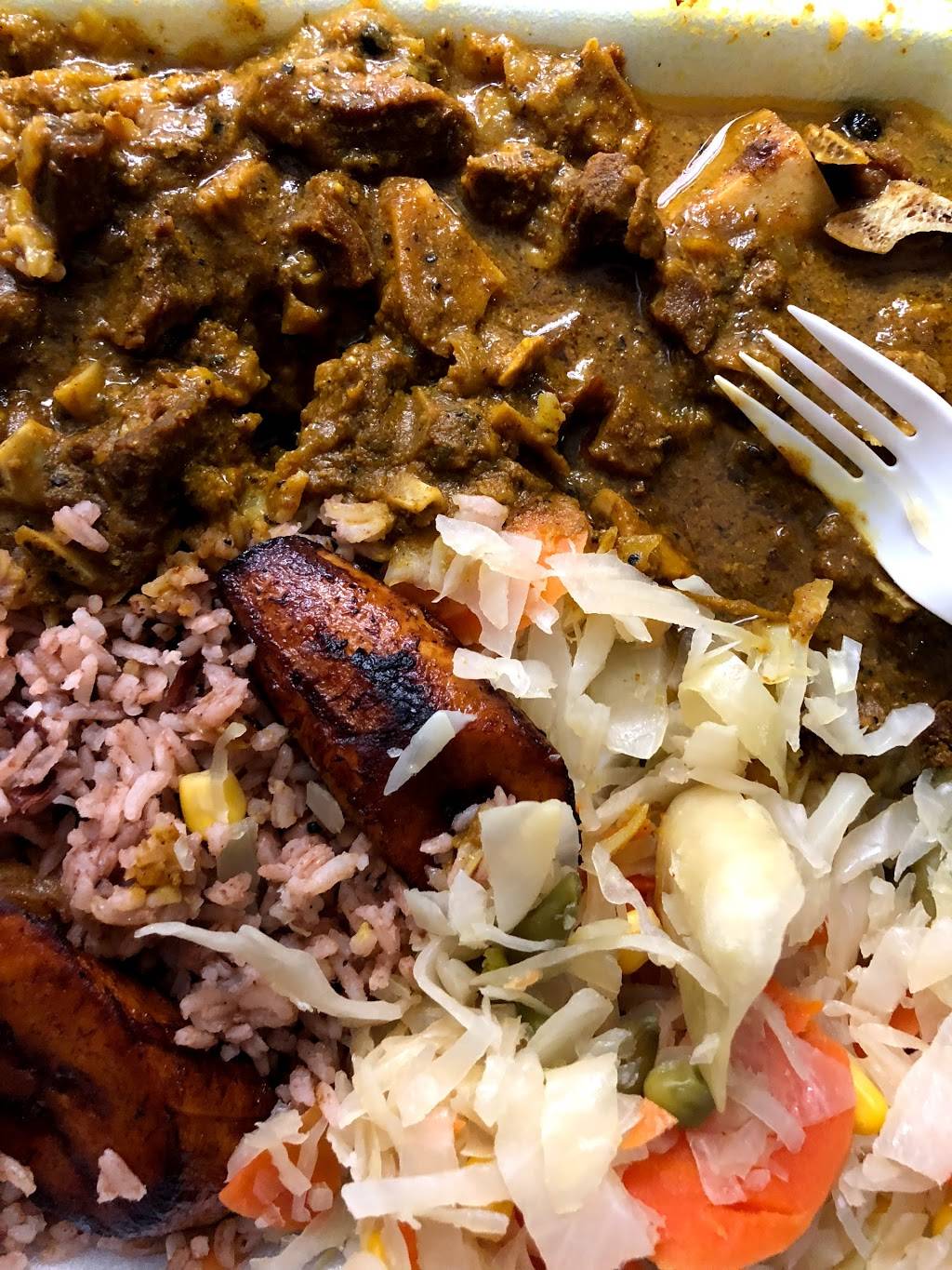 Paradise West Indian American | restaurant | 2006 Randleman Rd # A, Greensboro, NC 27406, USA | 3362733552 OR +1 336-273-3552