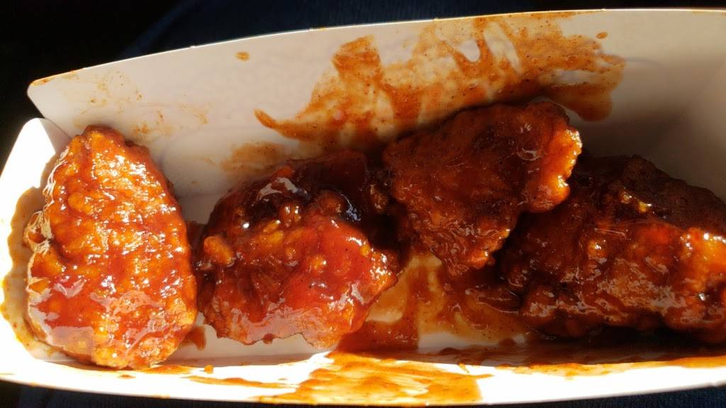 Sonic Drive-In | restaurant | 2149 S, State Rd 46, Terre Haute, IN 47802, USA | 8128772200 OR +1 812-877-2200