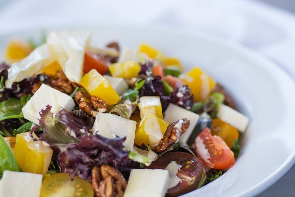 Capn Jacks Restaurant | restaurant | 706 Succotash Rd, Wakefield, RI 02879, USA | 4017894556 OR +1 401-789-4556