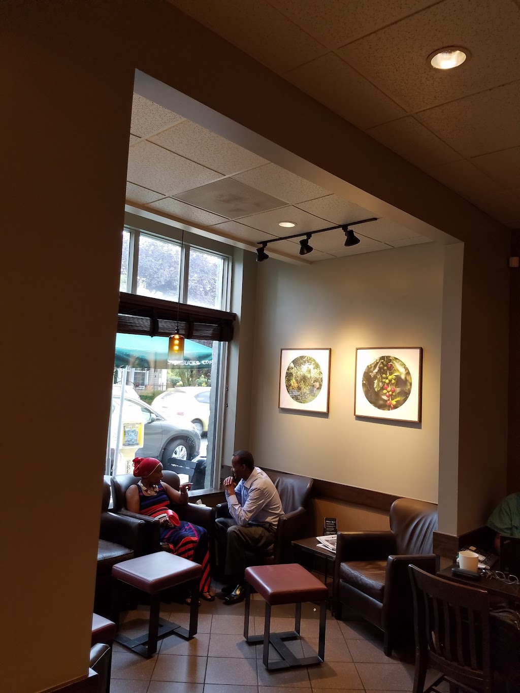 Starbucks | cafe | 4633 NE Fremont St, Portland, OR 97213, USA | 5032820147 OR +1 503-282-0147
