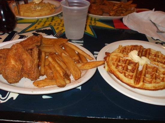 Pollys Restaurant | restaurant | 4024 W Mercury Blvd A, Hampton, VA 23666, USA | 7572246067 OR +1 757-224-6067