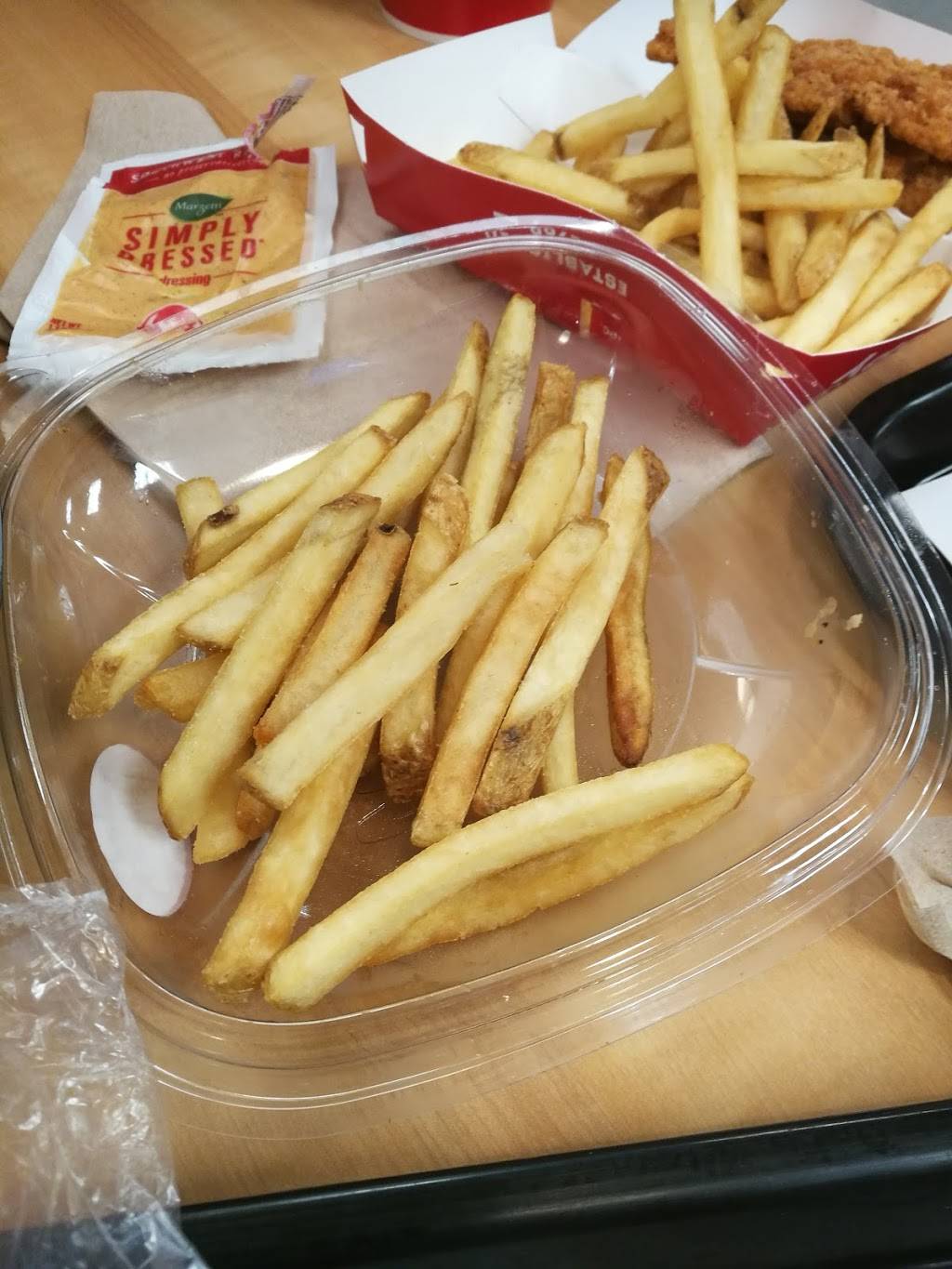 Wendys | restaurant | 245 S Randall Rd, Algonquin, IL 60102, USA | 8474588461 OR +1 847-458-8461