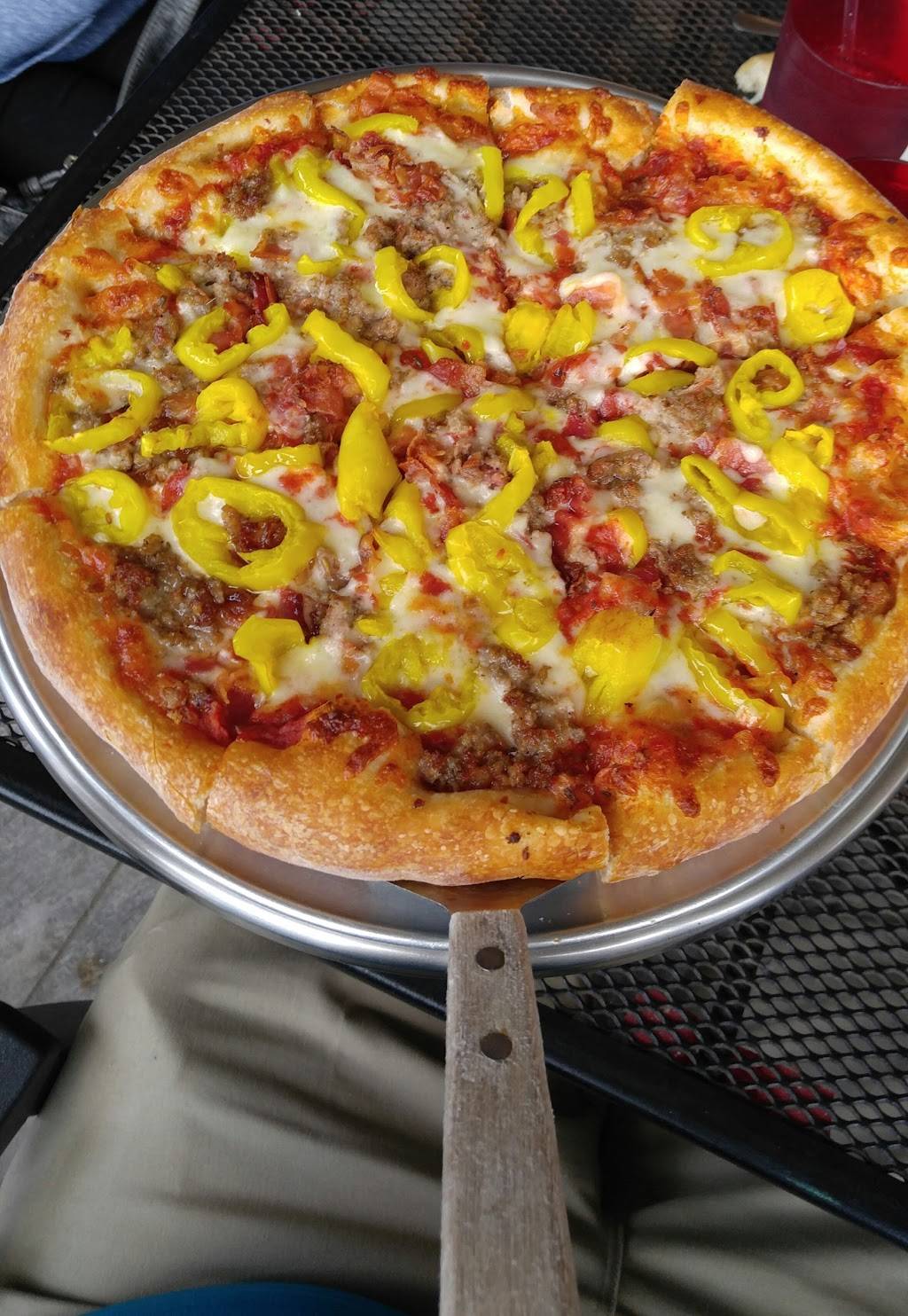 Red Devil Pizzeli & Pizza | restaurant | 1155 N Leroy St, Fenton, MI 48430, USA | 8107149199 OR +1 810-714-9199