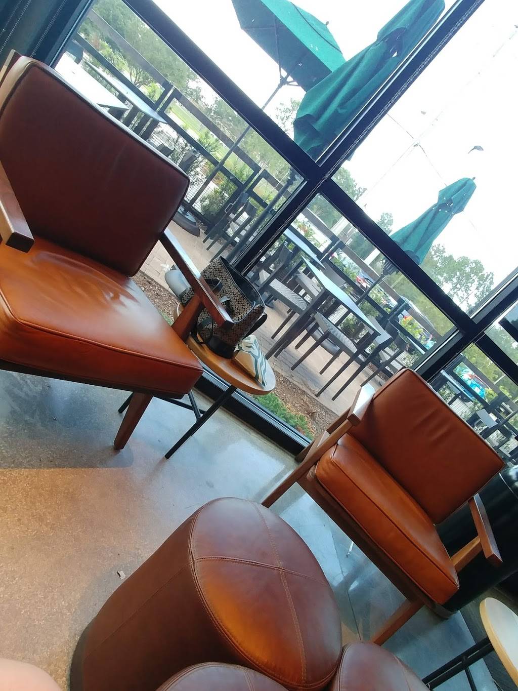 Starbucks | cafe | 2500 Monument Rd, Jacksonville, FL 32225, USA | 9049963664 OR +1 904-996-3664