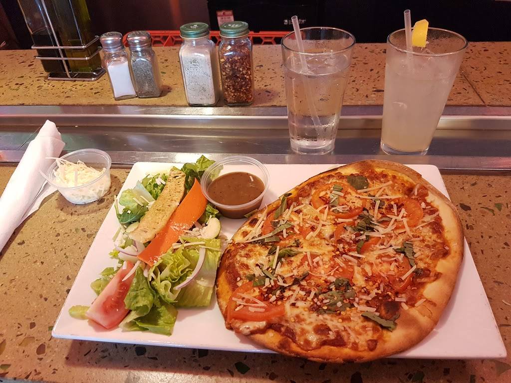 Pizza Fusion | meal delivery | 12901 McGregor Blvd #5, Fort Myers, FL 33919, USA | 2393377979 OR +1 239-337-7979