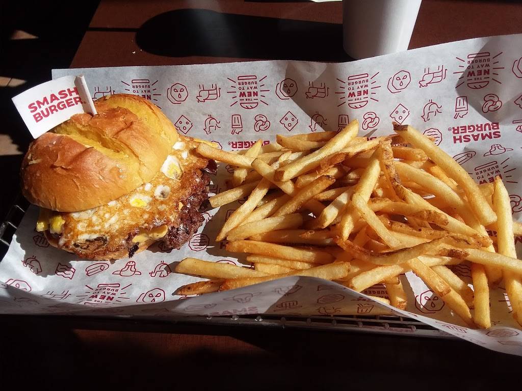 Smashburger | restaurant | 8045 Flying Cloud Dr, Eden Prairie, MN 55344, USA | 9529439010 OR +1 952-943-9010