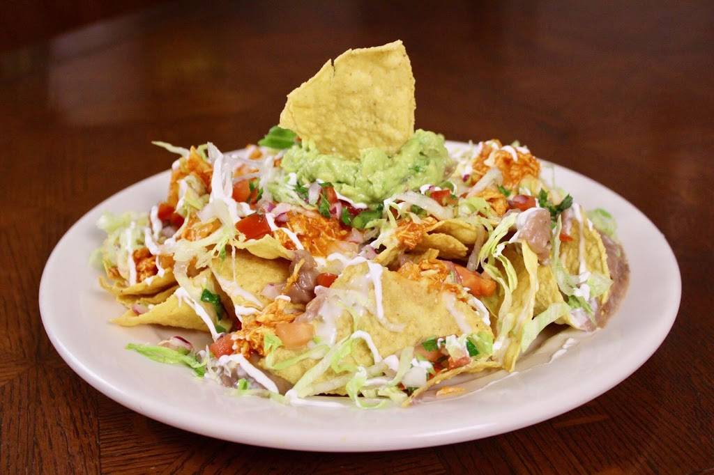 Compadres | Mexican Restaurant | restaurant | 1900 Cayuga St, Middleton, WI 53562, USA | 6082038332 OR +1 608-203-8332