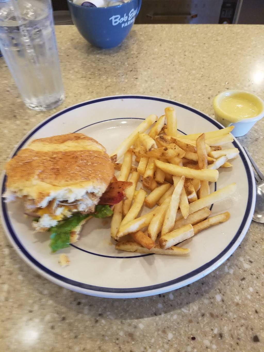 Bob Evans | restaurant | 151 Old Bank Rd, Milford, OH 45150, USA | 5132482888 OR +1 513-248-2888