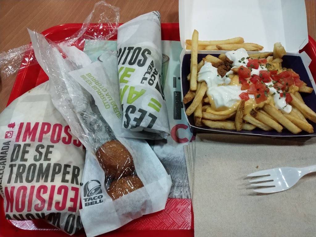 Taco Bell | meal takeaway | 1070 Major Mackenzie Dr E, Richmond Hill, ON L4S 1P3, Canada | 9058843444 OR +1 905-884-3444