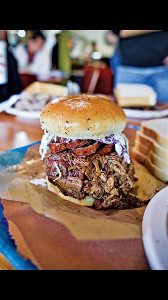 The Nashville SmokeHouse | restaurant | 2700 Tucker Rd, Nashville, TN 37218, USA | 6158669036 OR +1 615-866-9036