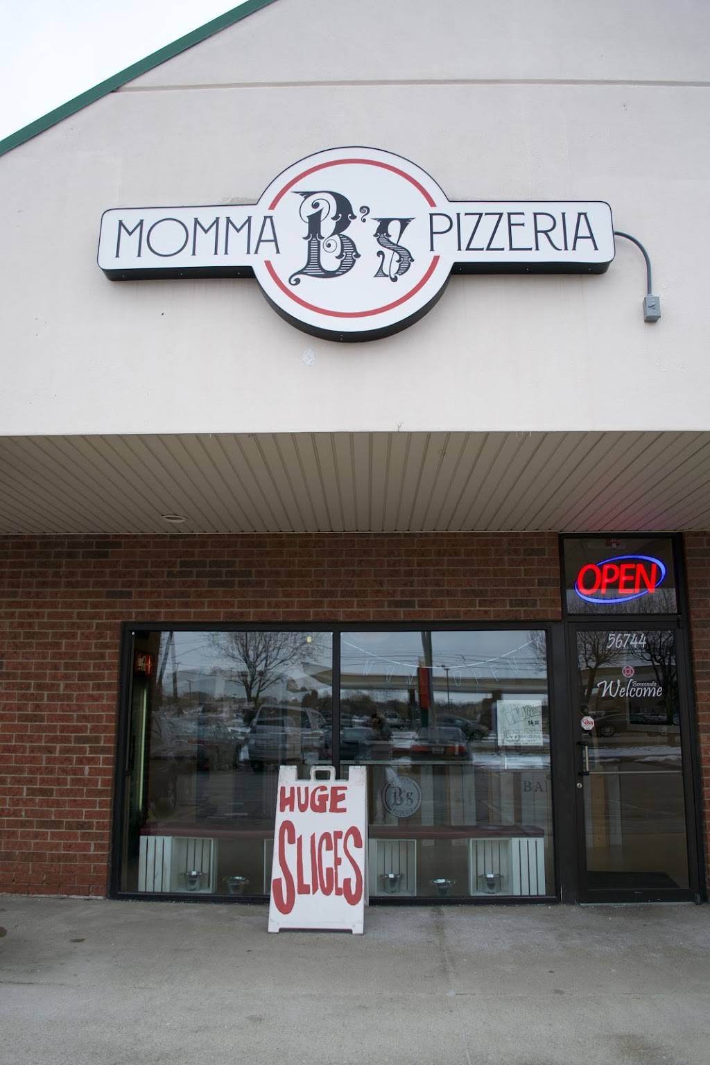 Momma Bs Pizzeria | bakery | 56744 Van Dyke Ave, Shelby Charter Twp, MI 48316, USA | 5866971011 OR +1 586-697-1011
