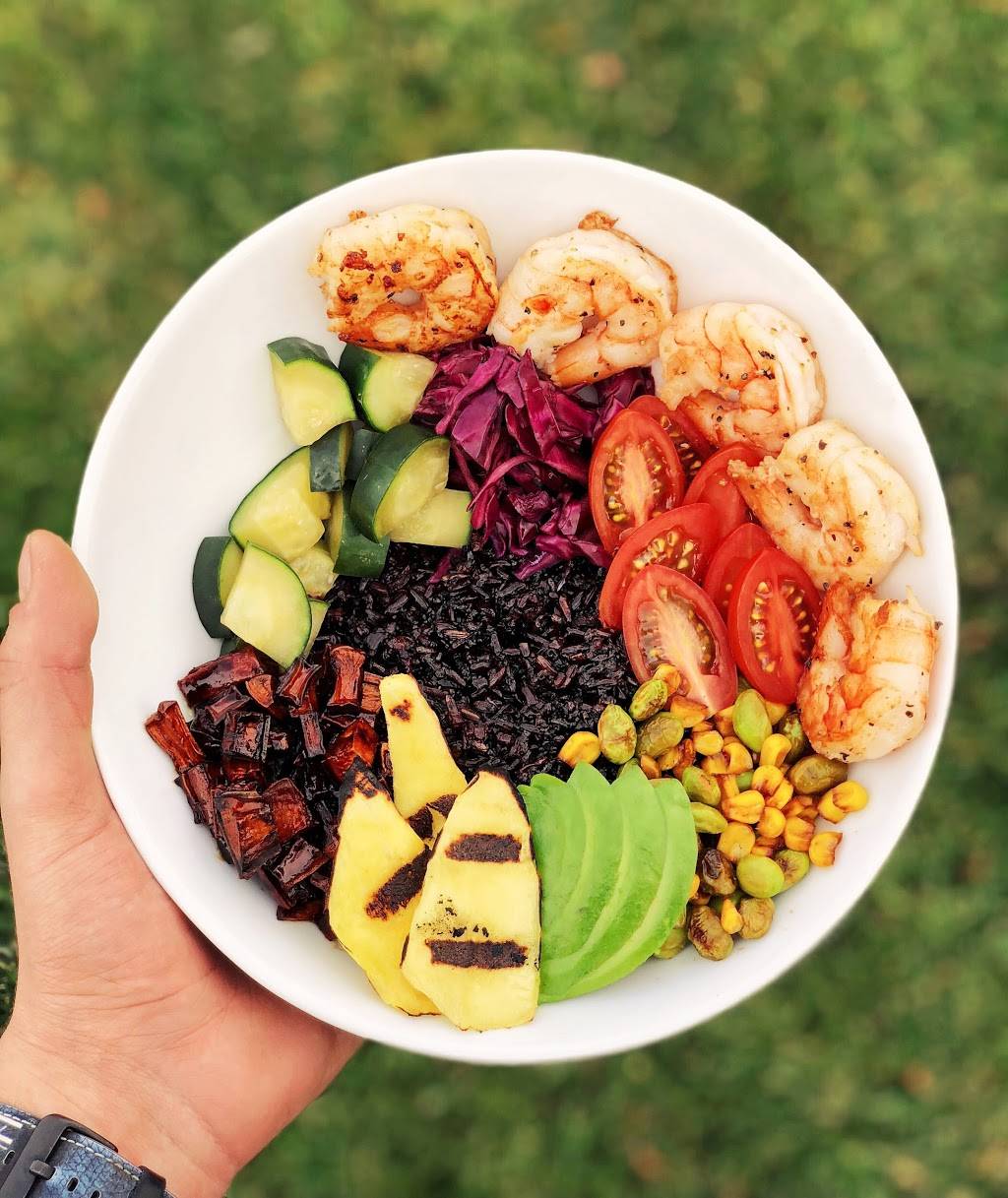 The Iconic Eats | restaurant | 23460 Cinema Dr suite a, Santa Clarita, CA 91355, USA | 6614819404 OR +1 661-481-9404