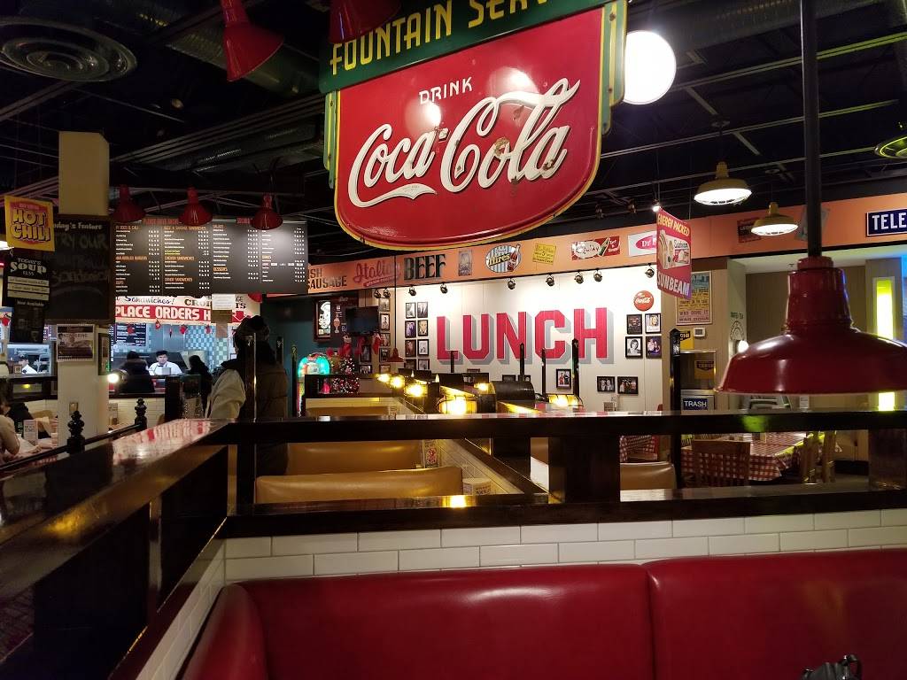 Portillos Hot Dogs | meal takeaway | 1500 Busse Highway, Elk Grove Village, IL 60007, USA | 8472286677 OR +1 847-228-6677