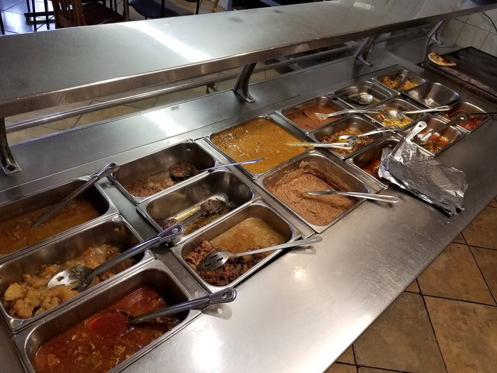 Jays Cafeteria | restaurant | 5432 Enrique M. Barrera Pkwy, San Antonio, TX 78227, USA | 2104350307 OR +1 210-435-0307