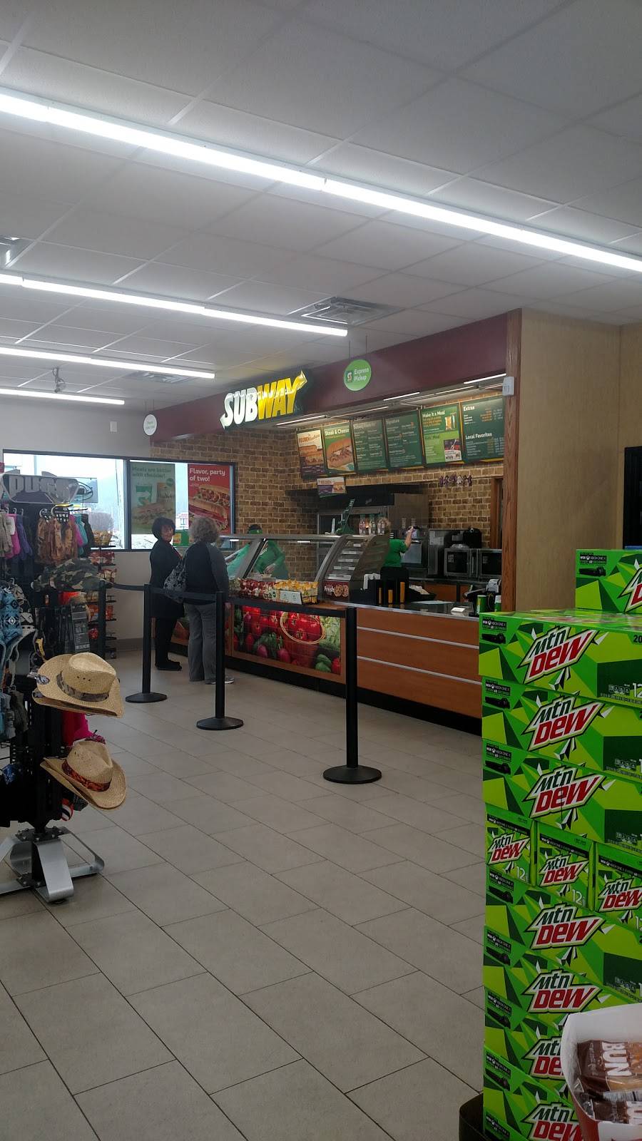 Subway | restaurant | 590 Trent St NE, Norton, VA 24273, USA | 2766793050 OR +1 276-679-3050