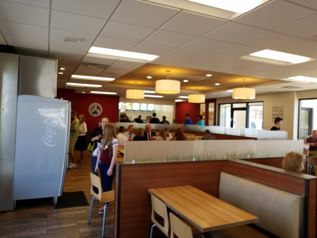 Wendys | restaurant | 524 S Memorial Dr, New Castle, IN 47362, USA | 7655214933 OR +1 765-521-4933