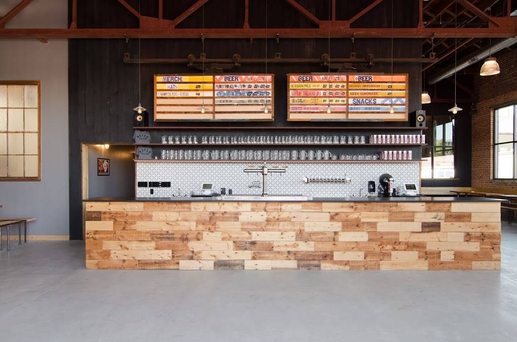 Notch Brewery & Tap Room | restaurant | 283 Rear, Derby St, Salem, MA 01970, USA | 9782389060 OR +1 978-238-9060