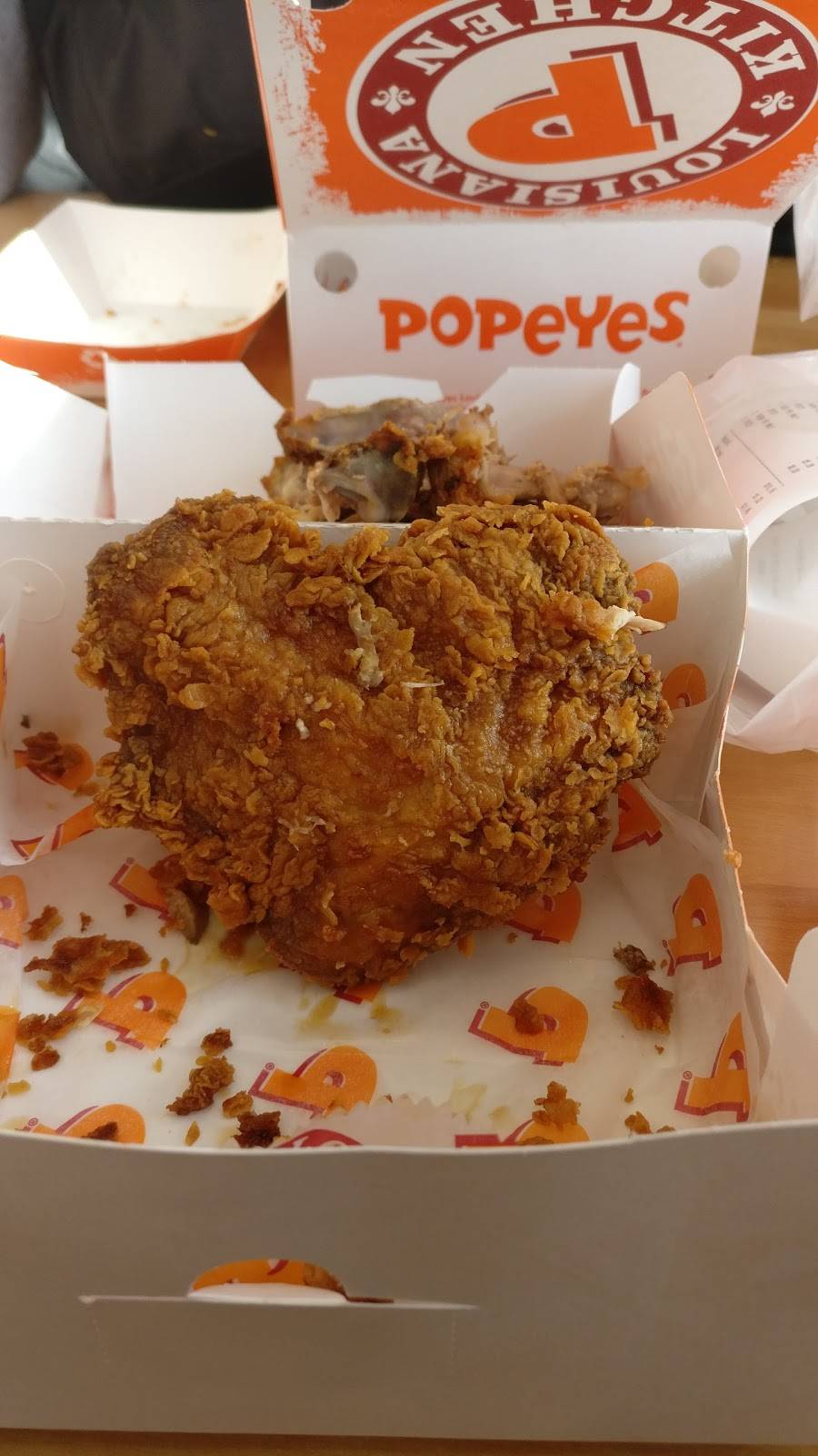 Popeyes | restaurant | 6 Rylander Blvd #6, Scarborough, ON M1B 0B6, Canada | 4162818444 OR +1 416-281-8444