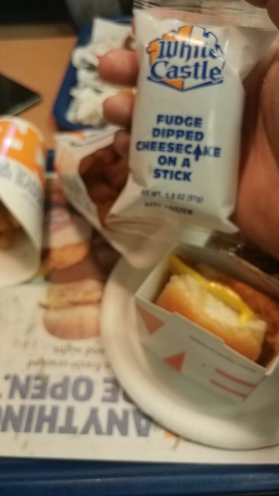 White Castle | restaurant | 15902 Kedzie Ave, Markham, IL 60426, USA | 7085968552 OR +1 708-596-8552