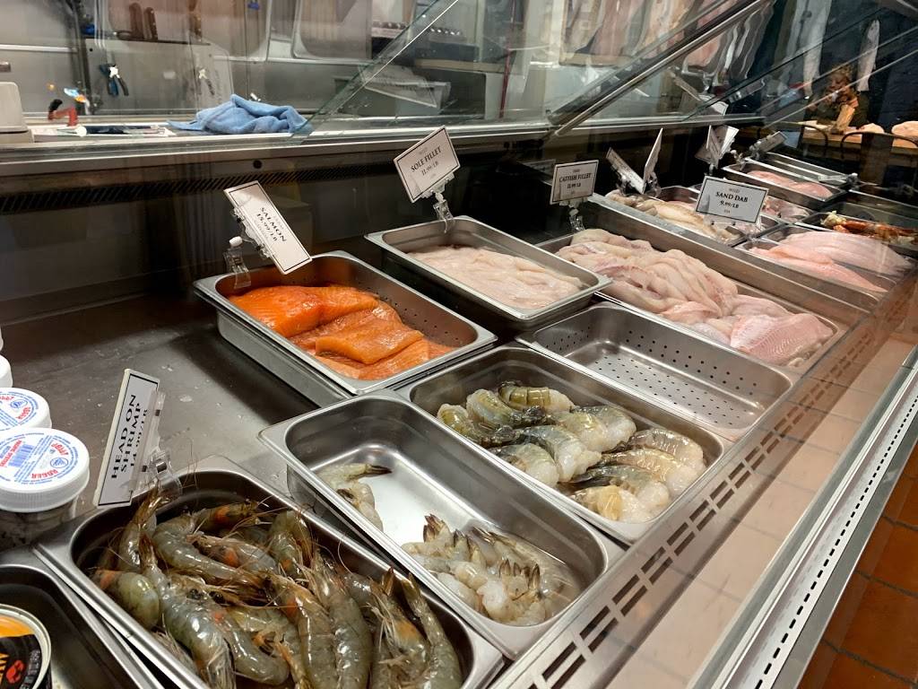 Collins Fish Market | meal takeaway | 4873 W Adams Blvd, Los Angeles, CA 90016, USA | 3237326155 OR +1 323-732-6155