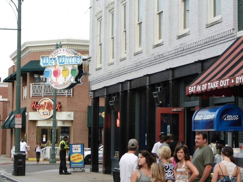 Wet Willies | restaurant | 209 Beale St, Memphis, TN 38103, USA | 9015785650 OR +1 901-578-5650