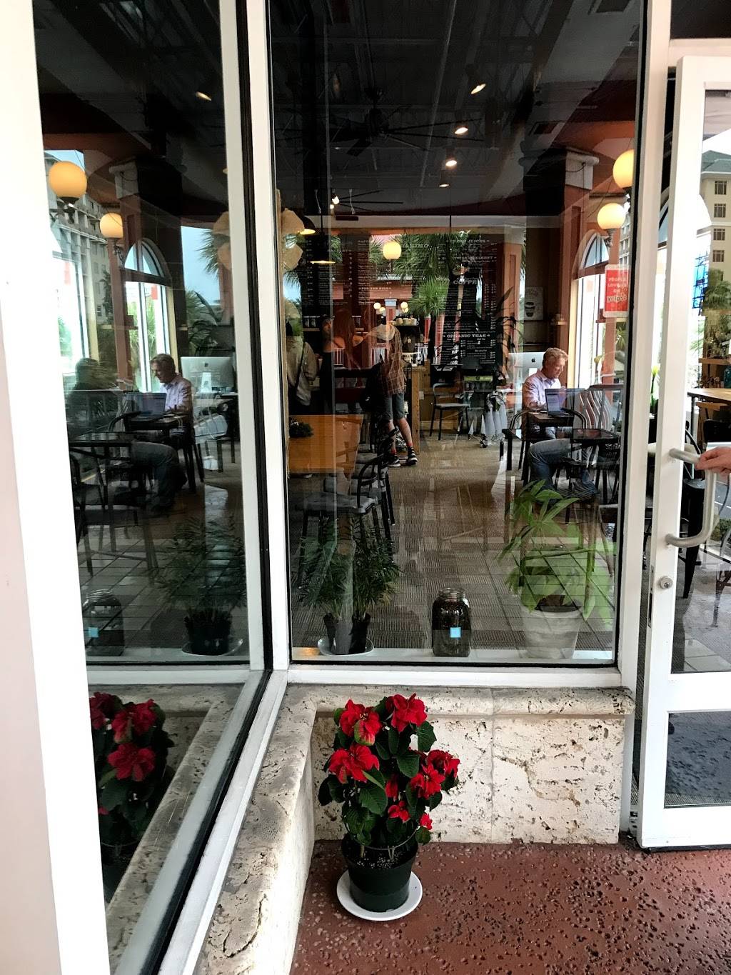 Basimo Beach Cafe on Mandalay Ave | cafe | 483 Mandalay Ave #200, Clearwater Beach, FL 33767, USA | 7272219077 OR +1 727-221-9077
