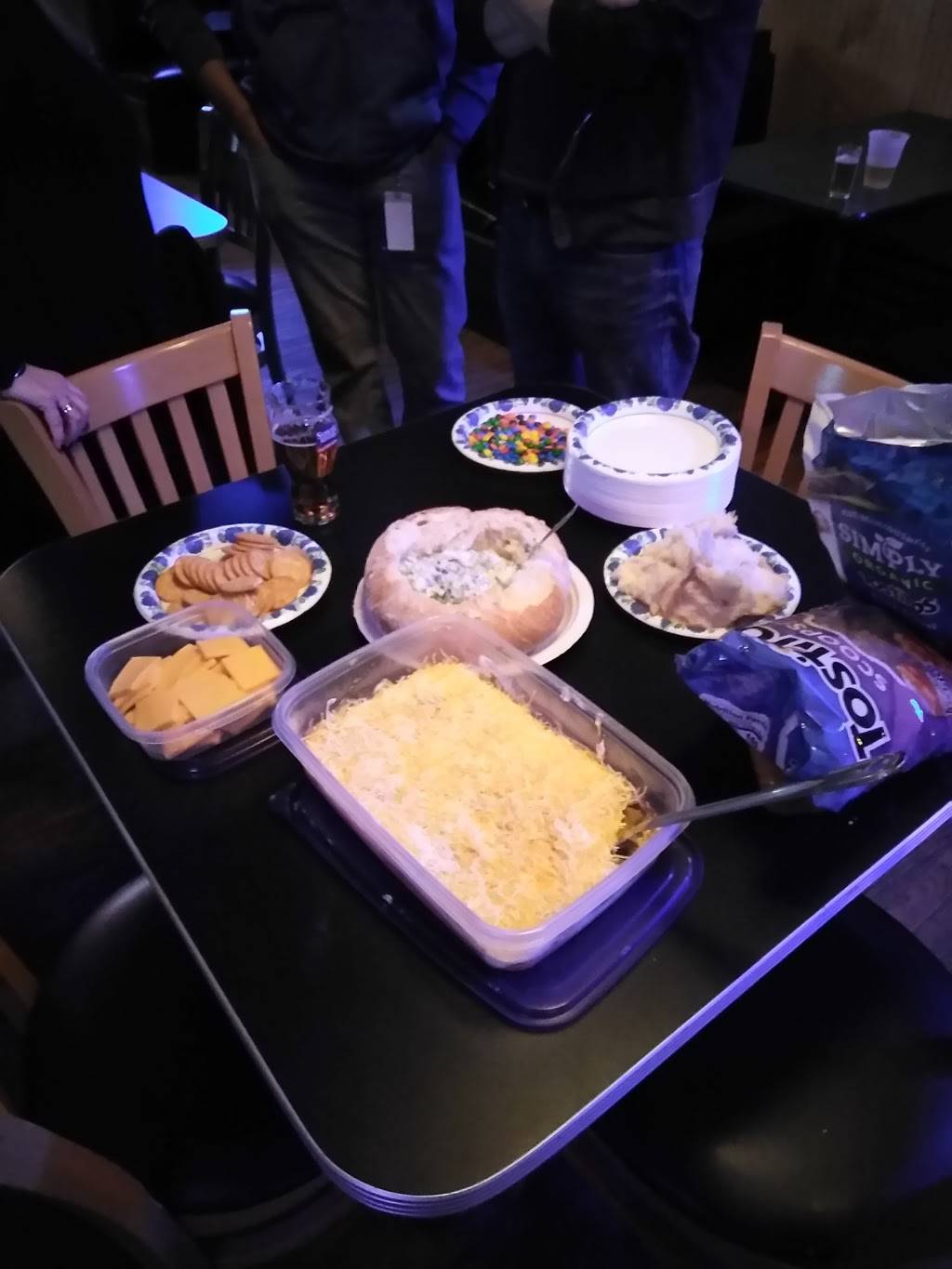 Kelleys Restaurant | restaurant | 75 S Main St, Haverhill, MA 01835, USA | 9783740132 OR +1 978-374-0132