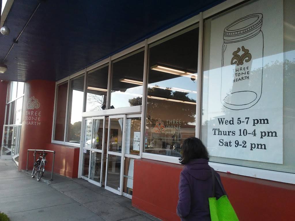 Three Stone Hearth | meal takeaway | 1581 University Ave, Berkeley, CA 94703, USA | 5109811334 OR +1 510-981-1334