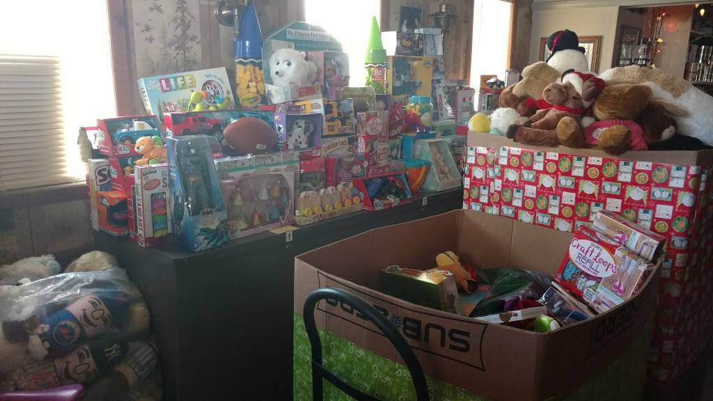 Mickeys Community Restaurant | restaurant | 1018 Maplewood Ave, Bridgeport, CT 06605, USA | 2033679051 OR +1 203-367-9051