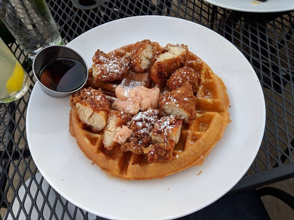 Bookers Restaurant & Bar | restaurant | 5021 Baltimore Ave, Philadelphia, PA 19143, USA | 2158830960 OR +1 215-883-0960