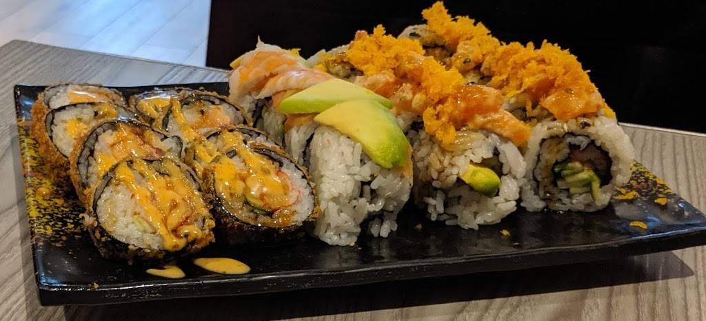 Sushi Sakura | restaurant | 3400 Chemin des Quatre-Bourgeois, Québec, QC G1W 2L3, Canada | 5819818008 OR +1 581-981-8008