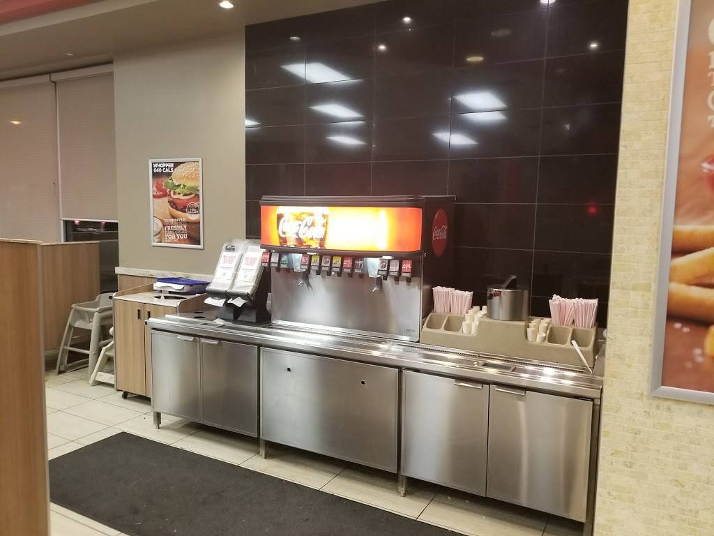 Burger King | restaurant | 3003 Danforth Ave, East York, ON M4C 1M9, Canada | 4166867191 OR +1 416-686-7191