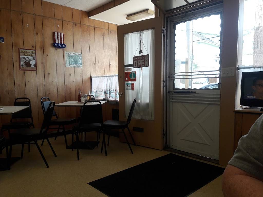 Stadium Fish & Chips | restaurant | 1079 Park Ave, Cranston, RI 02910, USA | 4019440971 OR +1 401-944-0971