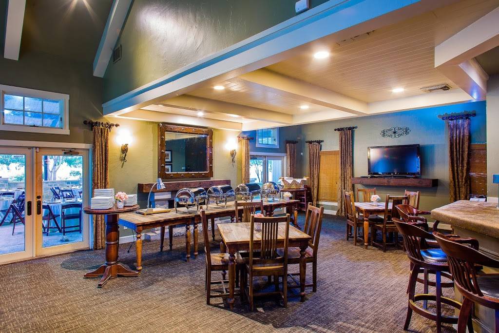 Grey Rock Golf and Tennis | restaurant | 7401 TX-45, Austin, TX 78739, USA | 5122884297 OR +1 512-288-4297