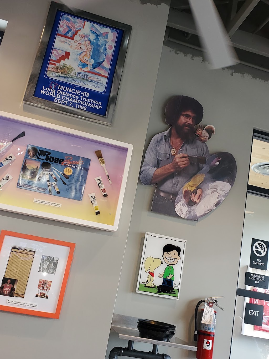 Raising Canes Chicken Fingers | restaurant | 711 W McGalliard Rd, Muncie, IN 47303, USA | 7652163204 OR +1 765-216-3204