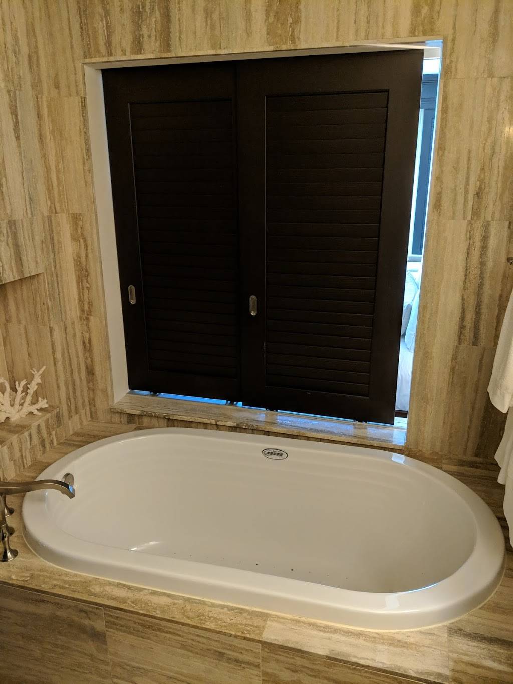 The Seagate Beach Club | restaurant | 401 S Ocean Blvd, Delray Beach, FL 33483, USA | 5613303775 OR +1 561-330-3775