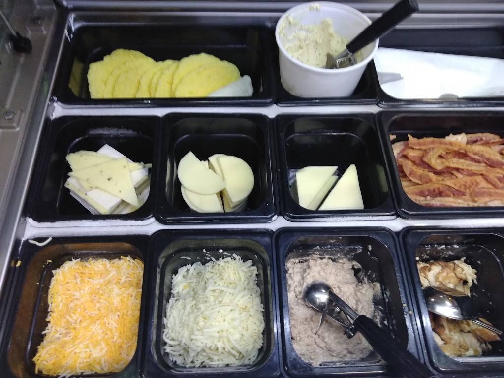 Subway | restaurant | 17 E High St, Oxford, OH 45056, USA | 5132806368 OR +1 513-280-6368