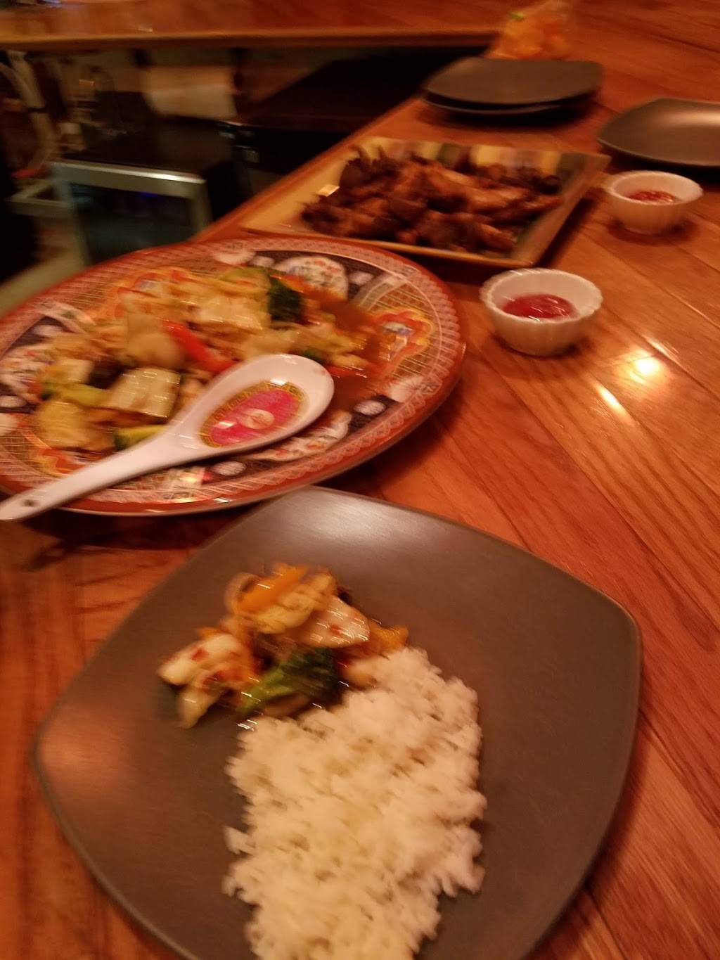 Thai basil | restaurant | 606 High St, Portsmouth, VA 23704, USA | 7579662698 OR +1 757-966-2698