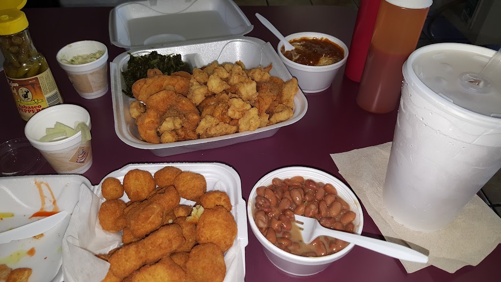 Poppa Jimmys Catfish & More | restaurant | 149 S Lake Ave, Pahokee, FL 33476, USA | 5619249199 OR +1 561-924-9199