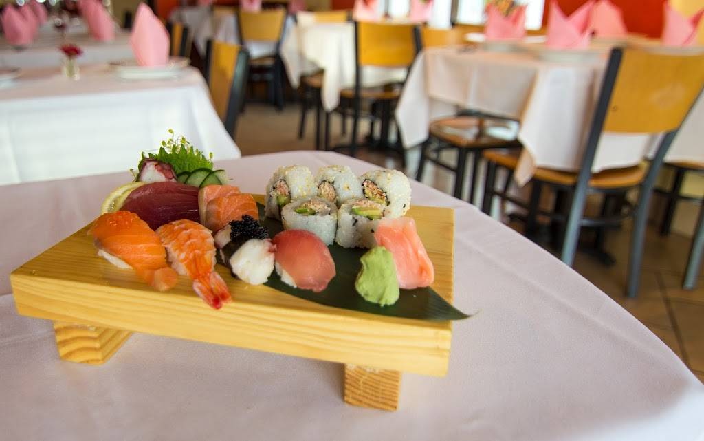 Thai & Fusion Ave | restaurant | 9160 N Fwy Service Rd E #400, Fort Worth, TX 76177, USA | 8177501615 OR +1 817-750-1615