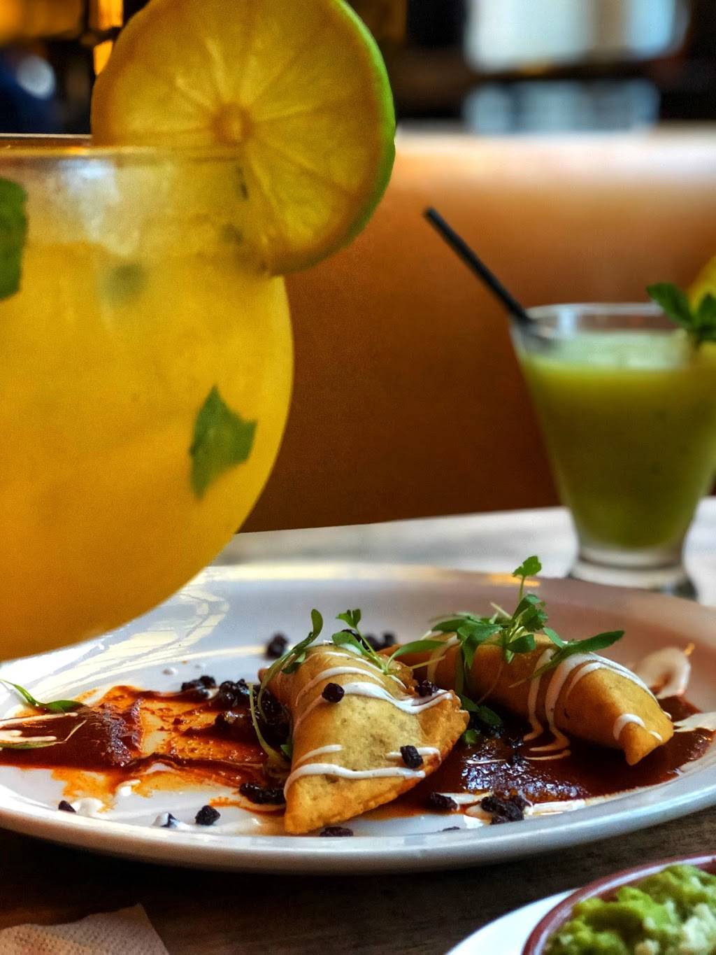 Cha Chas Latin Kitchen | restaurant | 110 W Birch St #7, Brea, CA 92821, USA | 7142551040 OR +1 714-255-1040