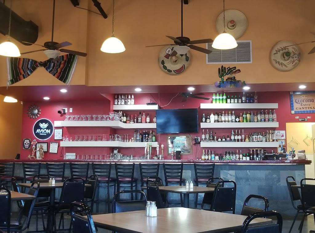 Nanas Kitchen Authentic Mexican Food | restaurant | 8225 North Courtney Page Way Suite 129 Suite 129, Tucson, AZ 85743, USA | 5203952508 OR +1 520-395-2508