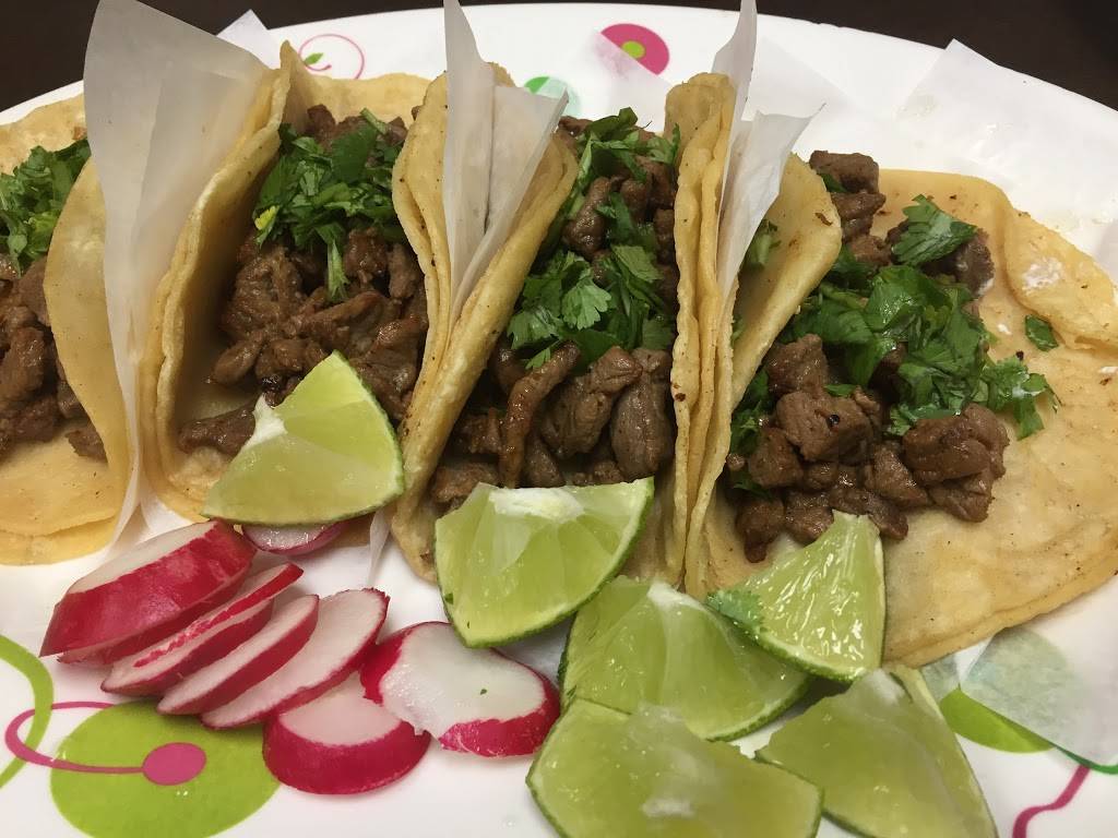 Viva Mis Empanadas | restaurant | 133-11 Cross Bay Blvd, Ozone Park, NY 11417, USA | 7183227460 OR +1 718-322-7460