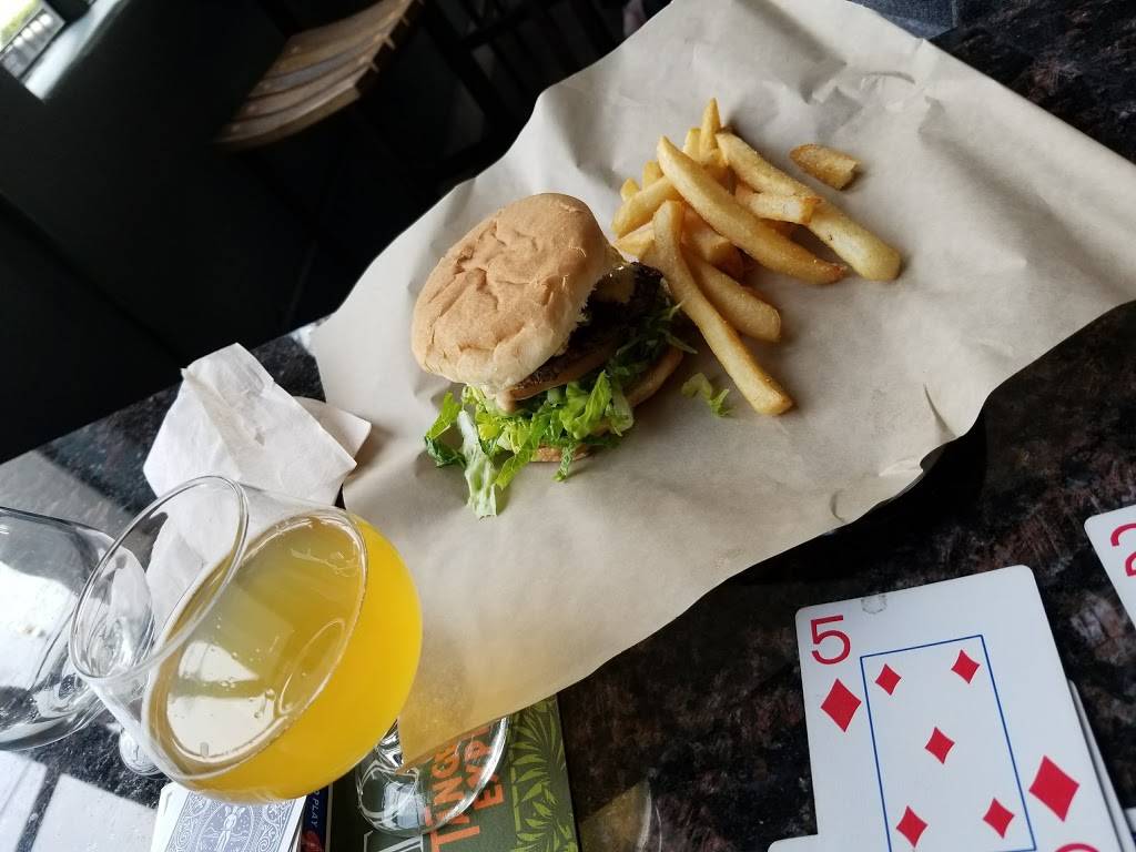 Rustwater Kitchen & Taproom | restaurant | 800 Texas St, Fairfield, CA 94533, USA | 7077593409 OR +1 707-759-3409