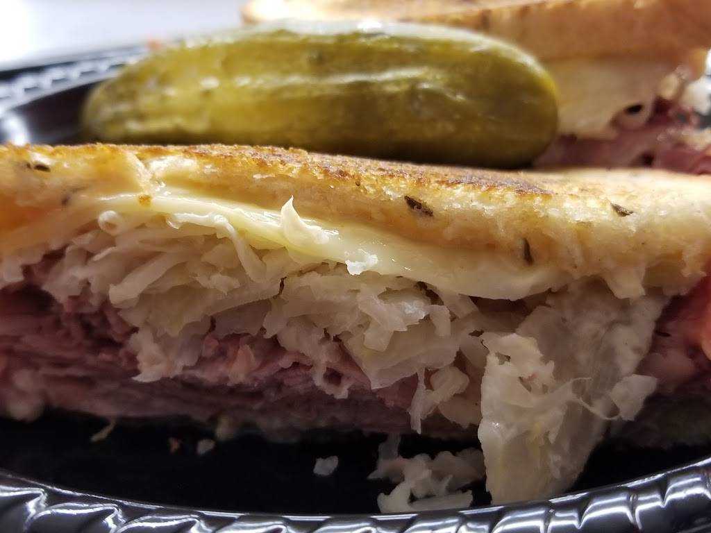 Loebs NY Deli | restaurant | 1712 I St NW, Washington, DC 20006, USA | 2029655632 OR +1 202-965-5632