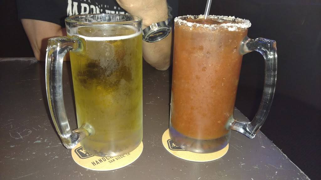 Shamrocks Grille & Pub | restaurant | 1275 Magnolia Ave, Corona, CA 92879, USA | 9518084881 OR +1 951-808-4881