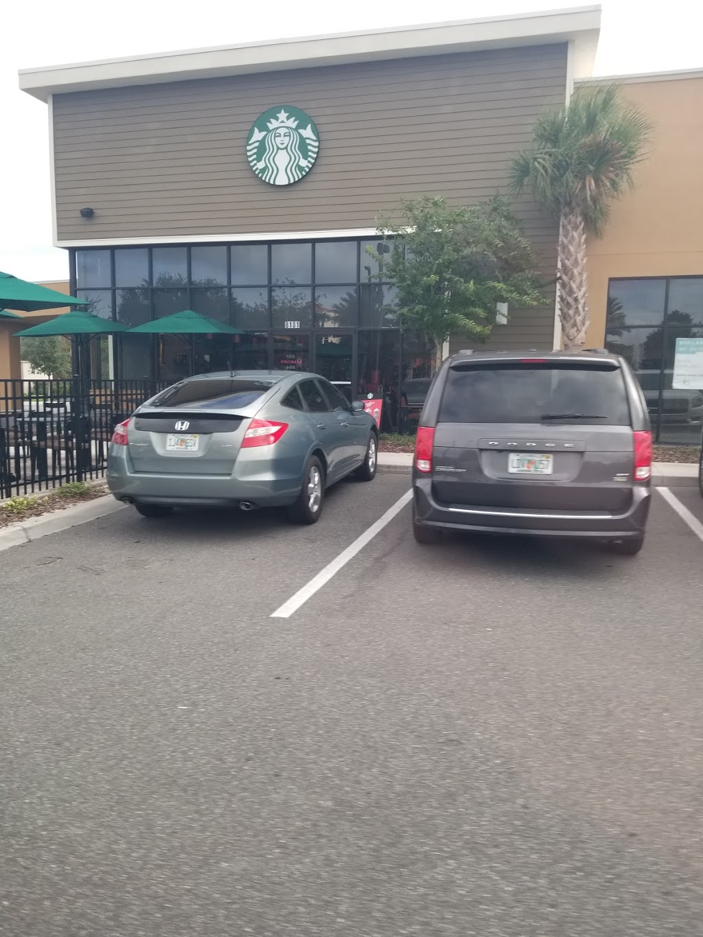 Starbucks | cafe | 8101 Vineland Ave, Orlando, FL 32821, USA | 4073199048 OR +1 407-319-9048